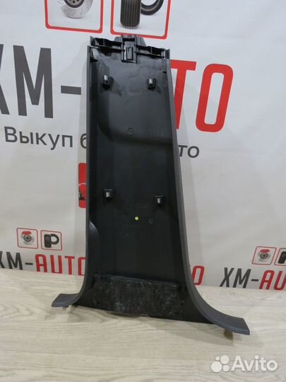 Обшивка стойки средняя правая Volkswagen Tiguan
