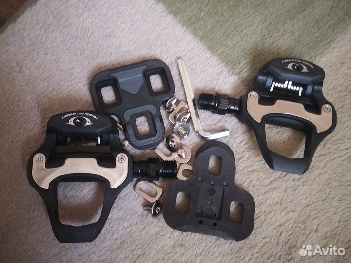 Контактные педали шоссейные