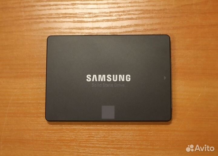 Твердотельный накопитель Samsung 870 Evo 500Гб