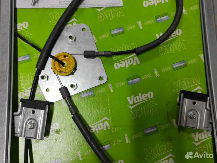 Стеклоподъемник 851134