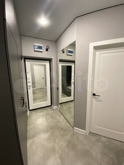 2-к. квартира, 57 м², 10/18 эт.