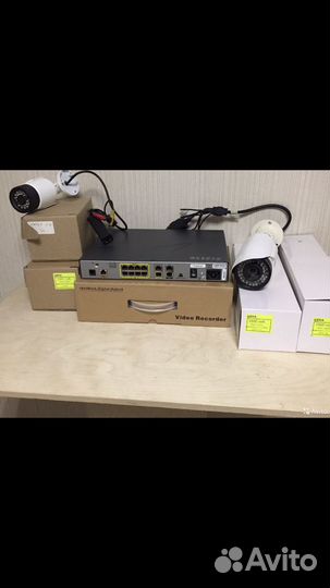 Комплект видеонаблюдения