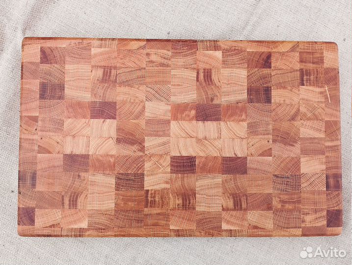 Торцевая разделочная доска из дуба