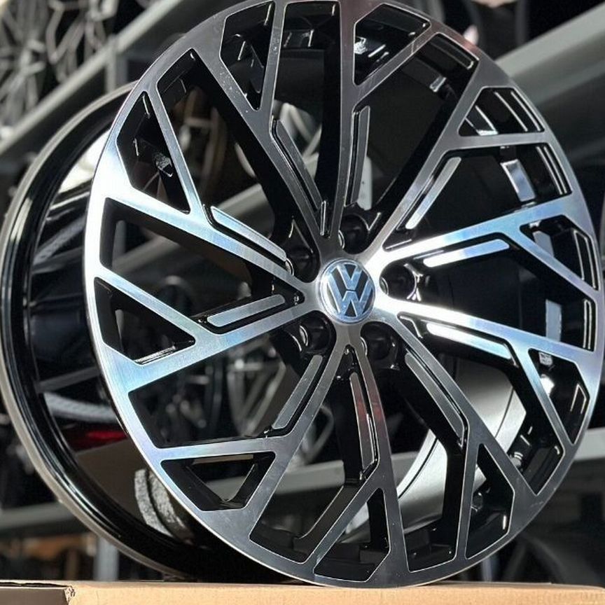 Литые диски Volkswagen 9×R20 5×112