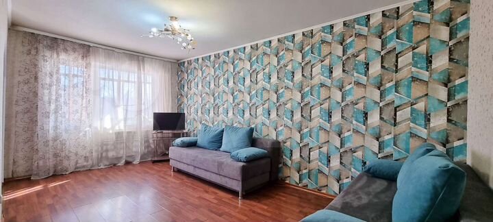 2-к. квартира, 56 м², 3/5 эт.