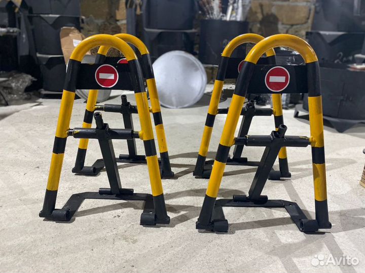 Авто парковочный барьер. Доставка из Симферополя