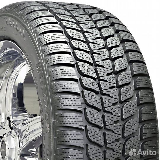 Bridgestone Blizzak LM-001 225/55 R17