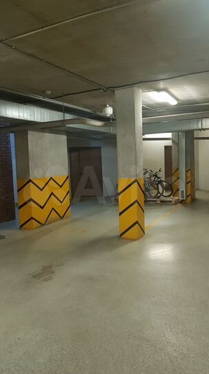 Машиноместо, 12 м²