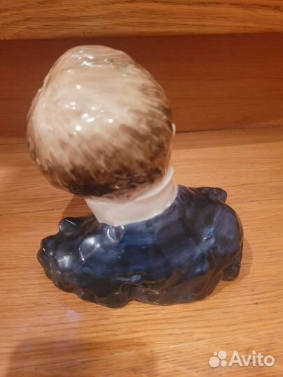 Бюст Качалова, Кукрыниксы