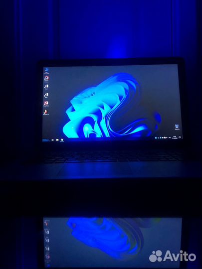 Ноутбук asus + клавиатура и мышь