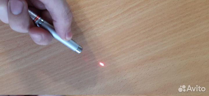 Лазерная указка-ручка