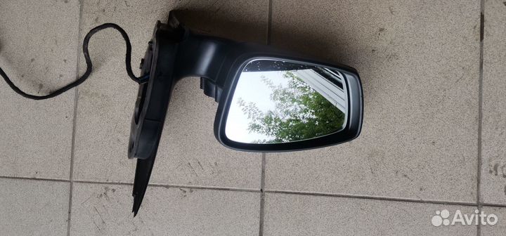Зеркало левое VW Polo Sedan Б/у