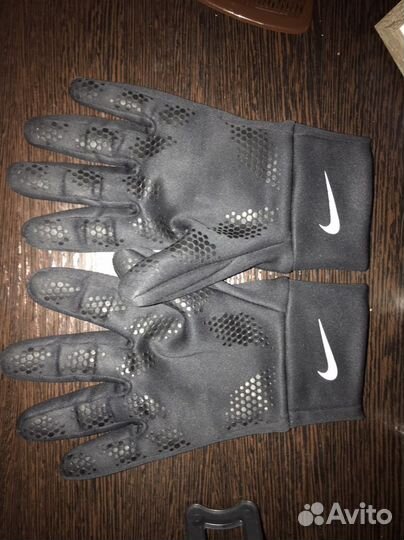 Перчатки nike hyperwarm
