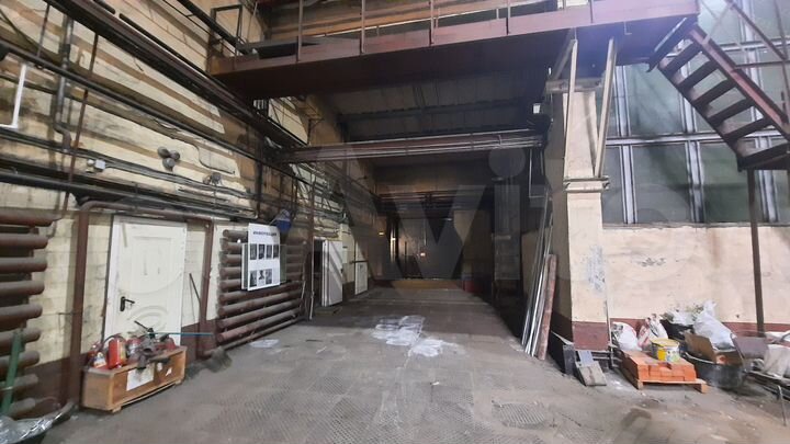 Производство с кран-балками и офисом, 2151 м²