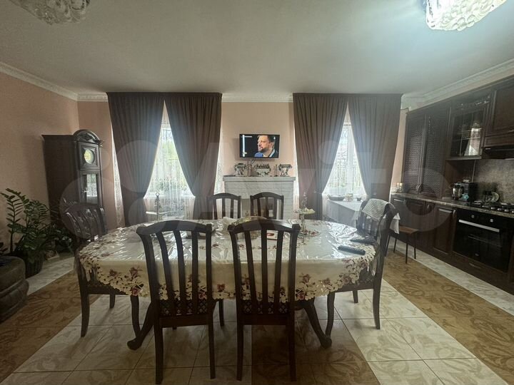 Коттедж 111 м² на участке 4 сот.