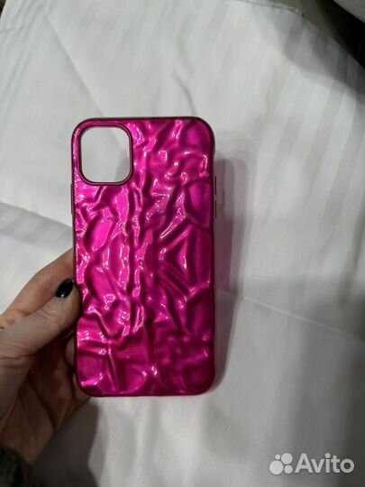 Чехлы на телефон iPhone 11