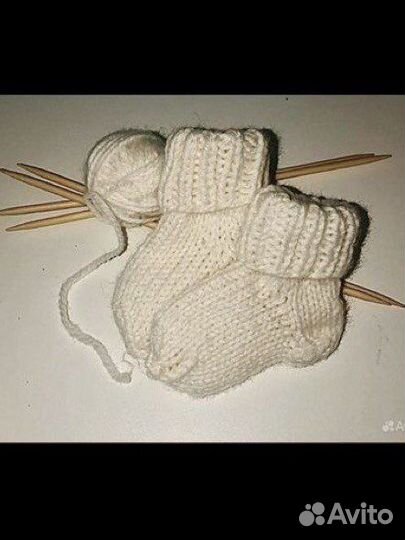 Носочки детские вязаные