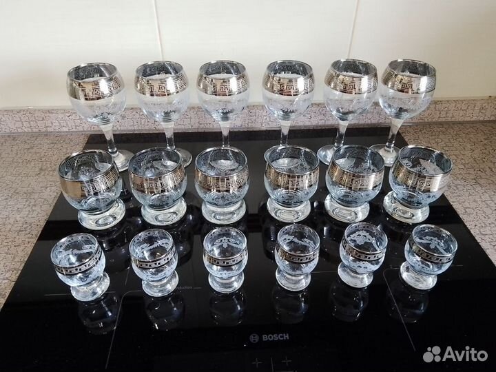 Бокалы, набор 18 штук
