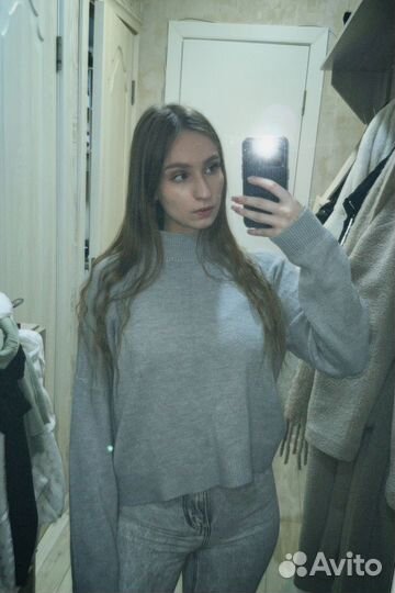 Пуловер женский