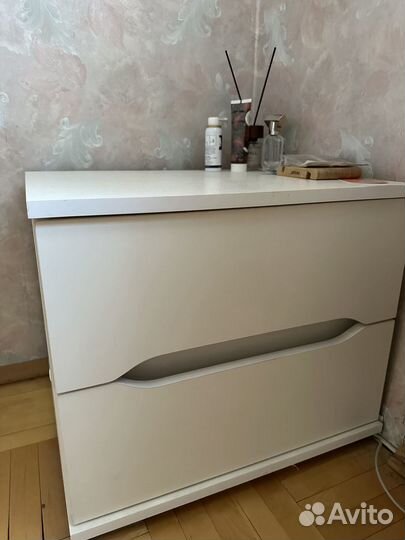 Тумба напольная белая