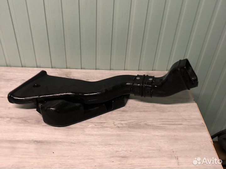 Воздухозаборник mitsubishi outlander XL