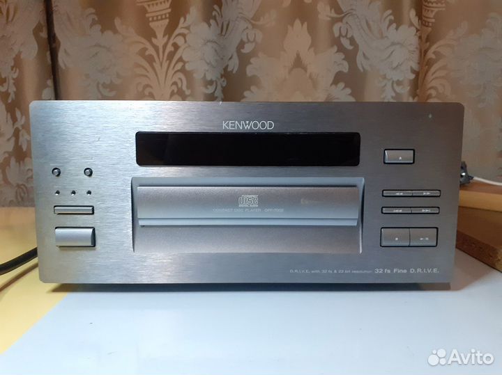 CD плеер Kenwood DPF-7002