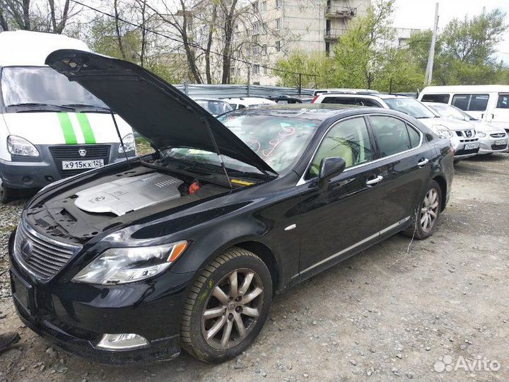 Блок управления рулевой рейкой Lexus Ls600H UVF45