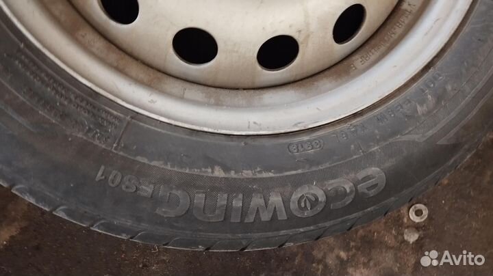 185/65 R15 Kumho Ecowing ES01 KH27 Лето Штампованн