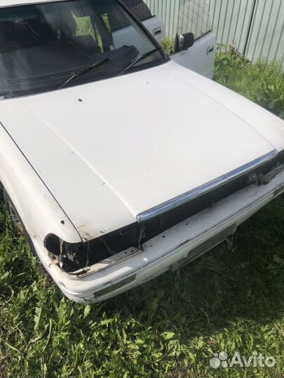 Toyota Crown 131 в разбор