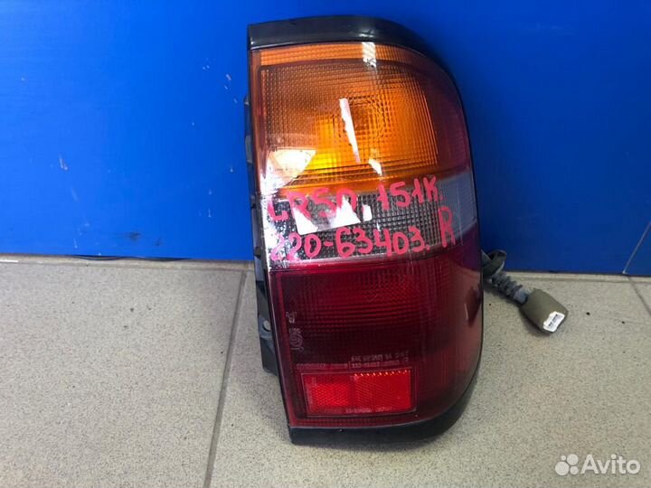Фонарь правый на ниссан Terrano