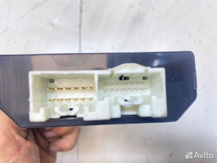 Блок управления светом Mazda Cx-7 2.3 L3-VDT 2008