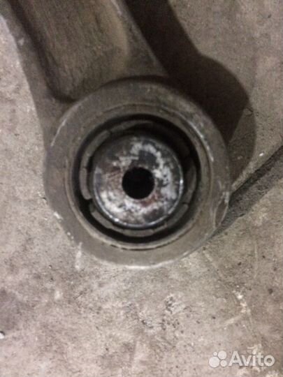 Поперечный рычаг передний Ягуар Jaguar S-Type б/у