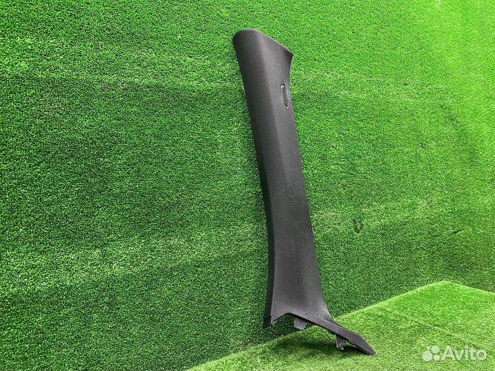 Накладка передней стойки левая BMW X5 G05