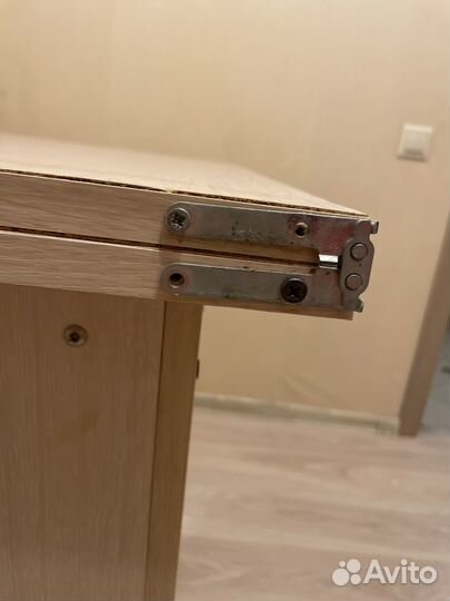 Стол