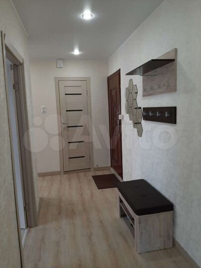 2-к. квартира, 55 м², 4/9 эт.