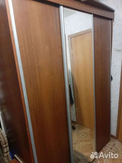Шкаф купе трехстворчатый