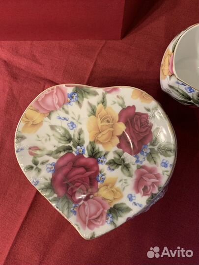 Новый чайный кофейный сервиз в форме сердечек