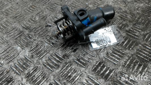 Корпус термостата бензиновый ford focus 2 (77U10B5