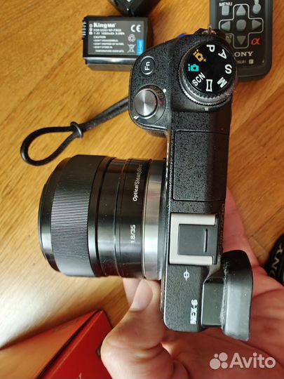 Sony Alpha NEX-6 Kit selp1650