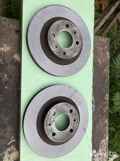 Тормозные диски granta r14