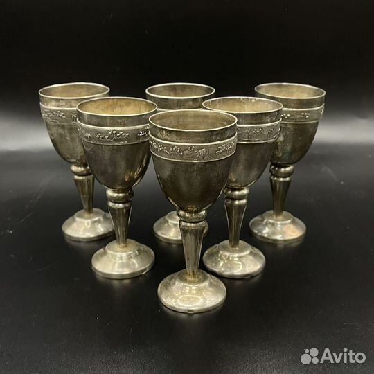 Серебряный 