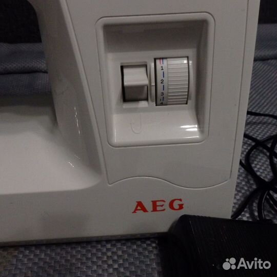 Швейная машина AEG