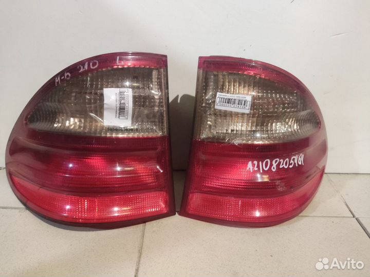Фонарь Mercedes a210 a2108205364