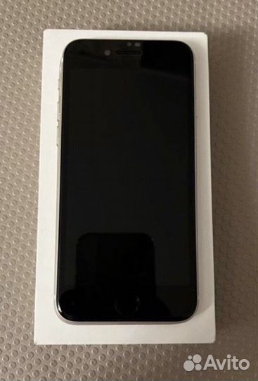 iPhone SE (2022), 64 ГБ