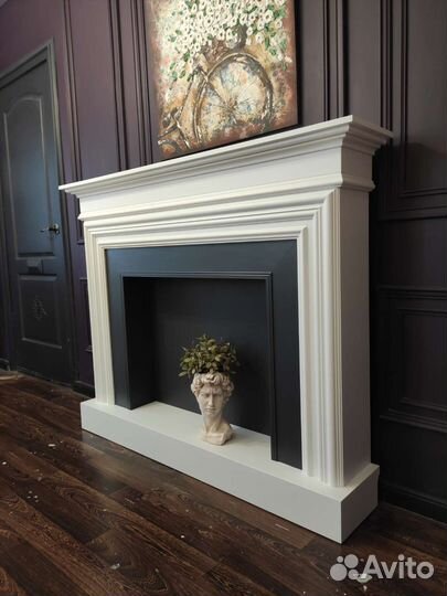 Камин большой, ширина 150 см