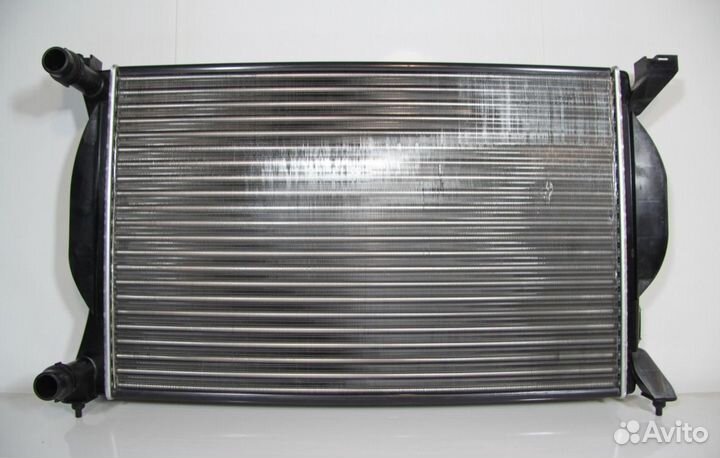 Радиатор двигателя Ауди А4 А6