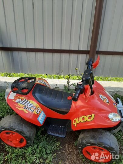 Детский квадрацикл на аккумуляторе