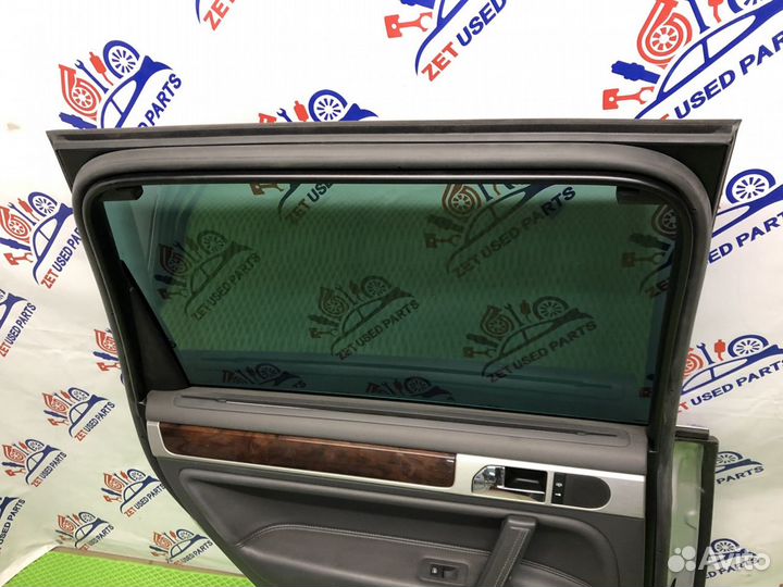 Обшивка двери (карта) задняя левая Volkswagen