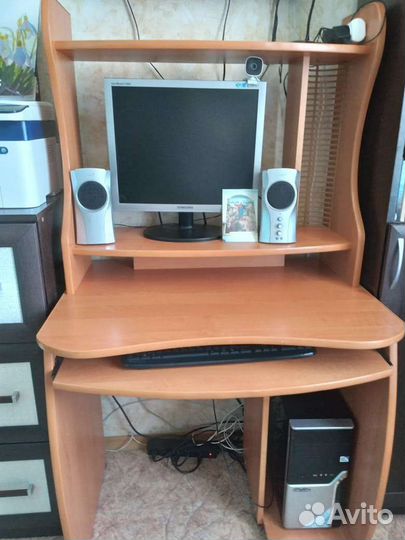 Компьютерный стол б/у