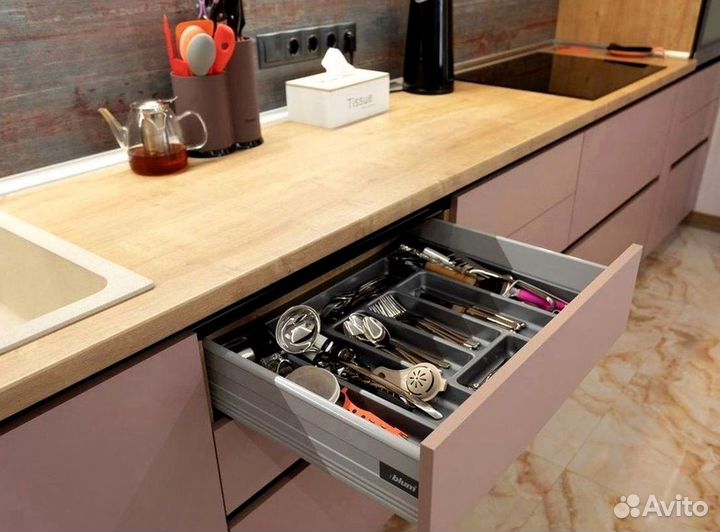 Кухонный гарнитур на заказ под ключ